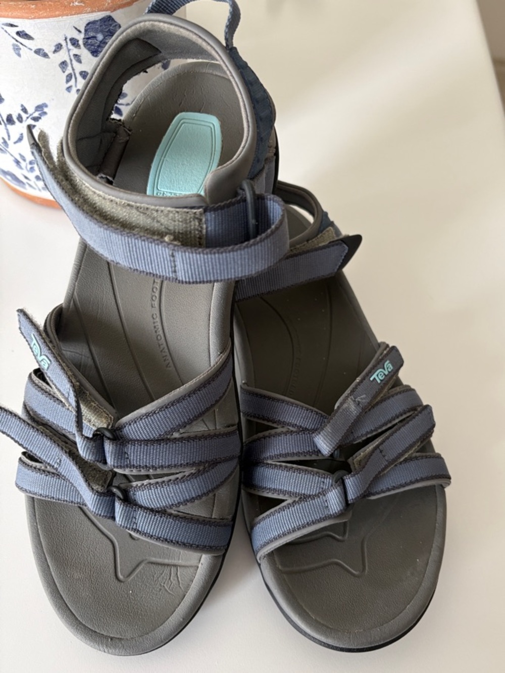 Teva Women's Tirra sandals in blue “Bering “color size 10